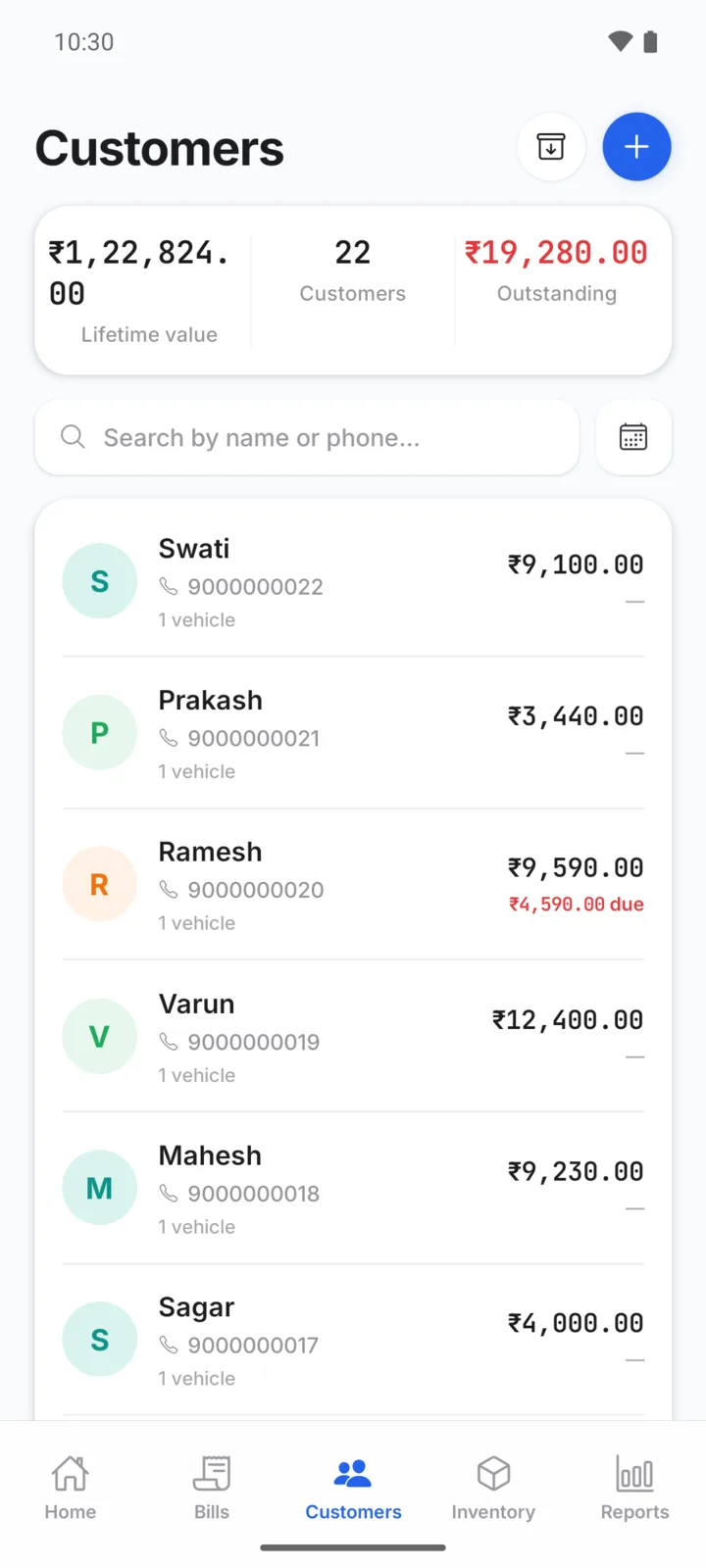 The Customers tab in GarageBilling for NS Auto: lifetime value, number of customers, amount outstanding and a list of customers with their vehicles and dues