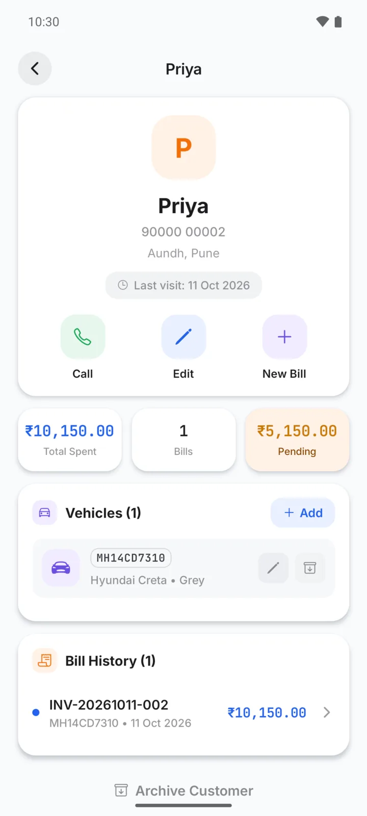 Customer page in GarageBilling showing total spent, the amount pending, the customer's car and bill history